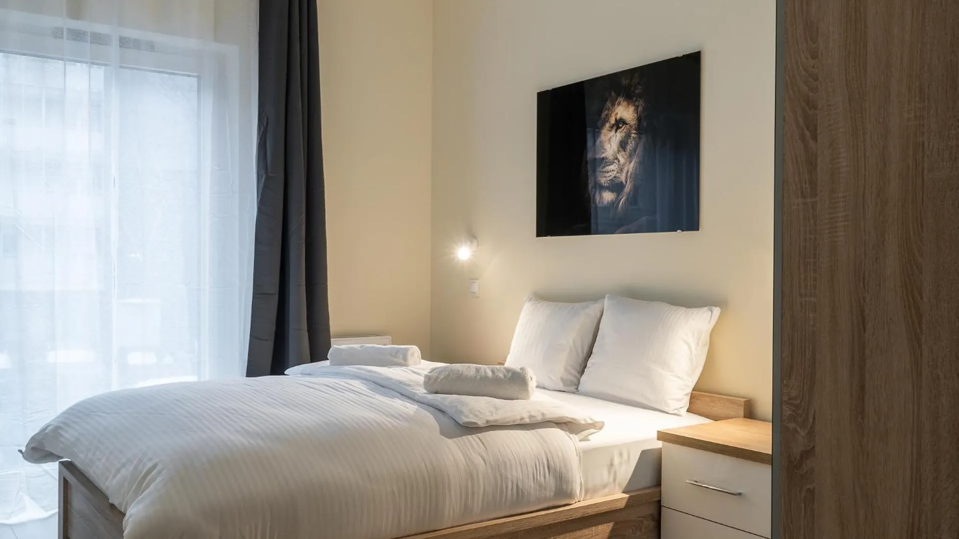 Rentplanet - Apartamenty Czysta 브로츠와프 아파트