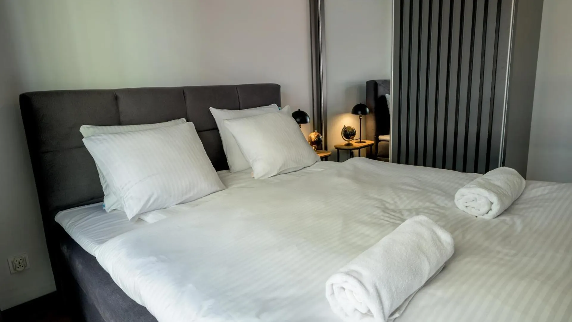 아파트 Rentplanet - Apartamenty Czysta 브로츠와프
